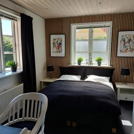 Toftegarden Guesthouse - Rooms-2